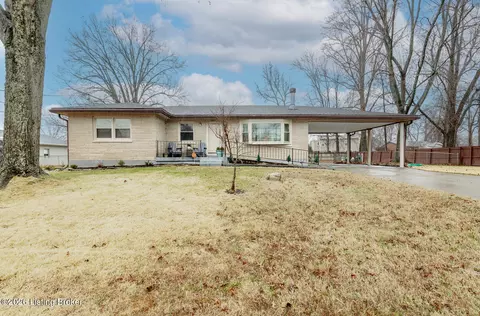 8501 Fernview Dr, Louisville, KY 40291