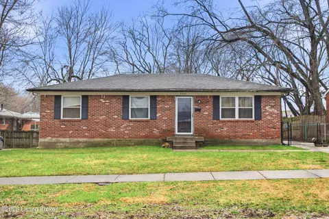 5402 Anatahan Ct, Louisville, KY 40272