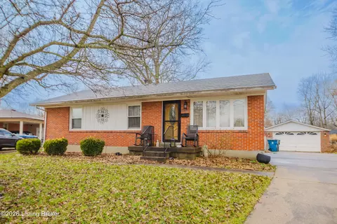 6121 Middlerose Cir, Louisville, KY 40272
