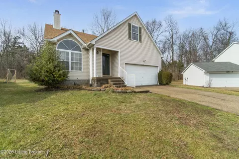 1706 Cypress Ct, La Grange, KY 40031