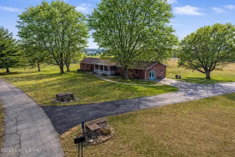 1209 Hansborough Rd, Cecilia, KY 42724