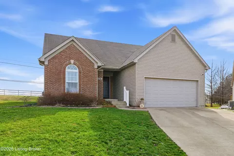 9712 Evanwood Ct, Louisville, KY 40228