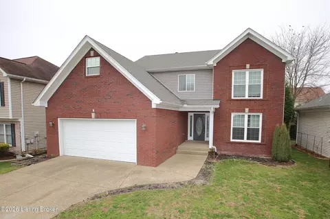 8004 Village Gate Ct, Louisville, KY 40291