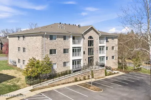 8500 Atrium Dr #201, Louisville, KY 40220