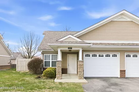 3707 Tuscany Valley Dr, Louisville, KY 40219