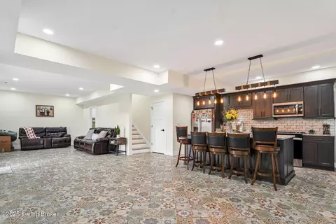 Kitchen - 254 Graves Dr, Smithfield, KY 40068 photo 6 of 11