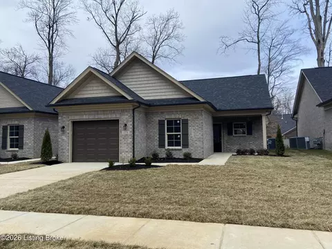 6534 Blum Farm Ct, Louisville, KY 40291