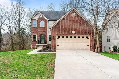 11050 Symington Cir, Louisville, KY 40241