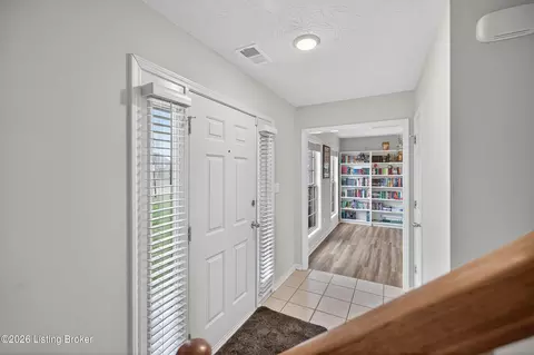 Entry Way - 134 Hemingway Pl, Georgetown, KY 40324 photo 1 of 4