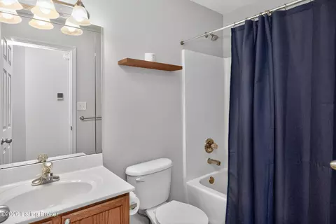 Bath - 134 Hemingway Pl, Georgetown, KY 40324 photo 1 of 1