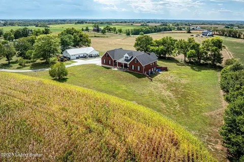 128 Ochs Ln, Bloomfield, KY 40008