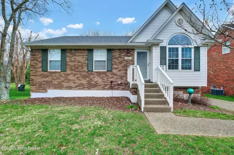 8814 Astrid Ave, Louisville, KY 40228