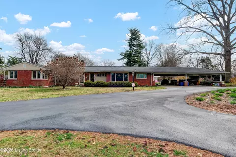 4401 Starlite Ln, Louisville, KY 40291