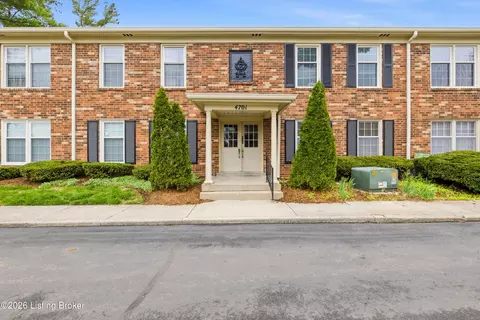 4701 Salisbury Sq #102, Louisville, KY 40207
