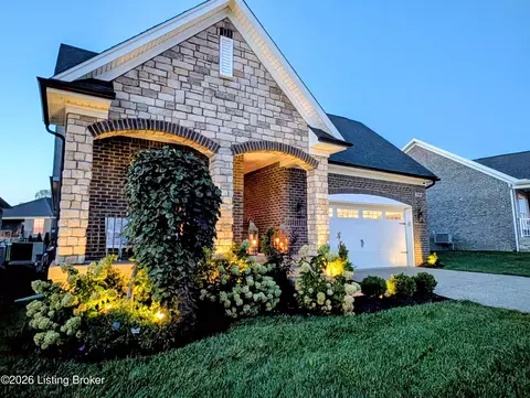 Exterior - 5709 Ruby Falls Dr, Prospect, KY 40059 photo 4 of 12