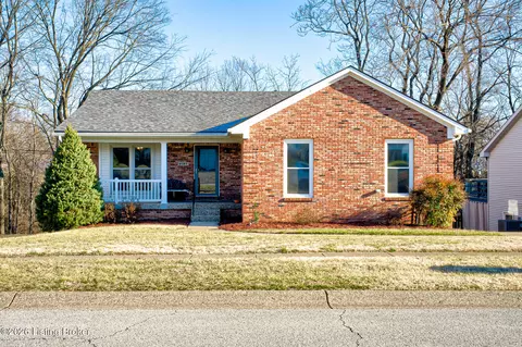 2727 Antone Pkwy, Louisville, KY 40220