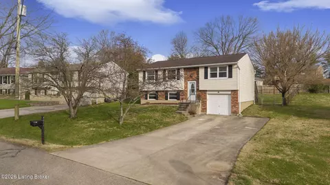 7611 Market Cart Way, Louisville, KY 40291