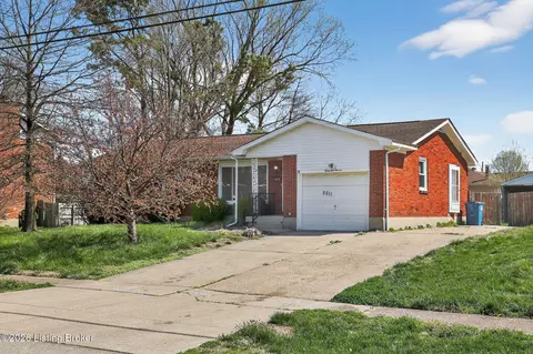 8811 Cottingham Way, Louisville, KY 40258