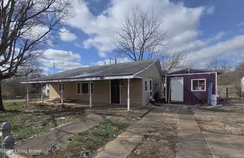 170 Horseshoe Ct, Radcliff, KY 40160