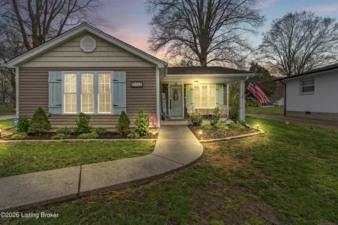 8117 St Andrews Church Rd, Louisville, KY 40258
