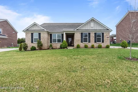 1008 Buckthorn Trce, La Grange, KY 40031
