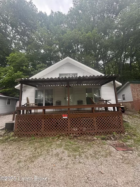 1009 Wilderness Rd, Mammoth Cave, KY 42259