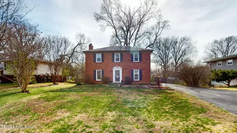6426 Regency Ln, Louisville, KY 40207