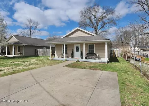 1042 Avondale Ct, Jeffersonville, IN 47130