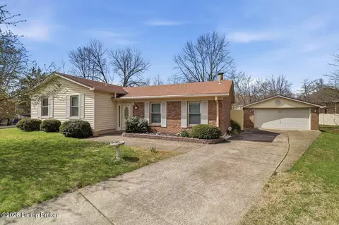 8301 Creek Trail Ct, Louisville, KY 40291