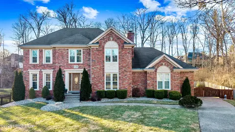 1125 Blackthorn Rd, Louisville, KY 40299
