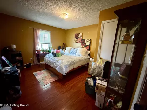 Bedroom - 895 Mclain Rd, Springfield, KY 40069 photo 1 of 4