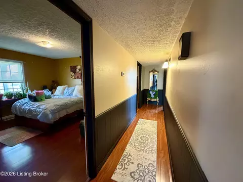 Entry Way - 895 Mclain Rd, Springfield, KY 40069 photo 2 of 2