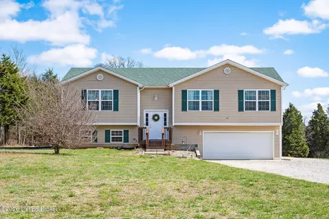 90 Charlie Pile Rd, Guston, KY 40142