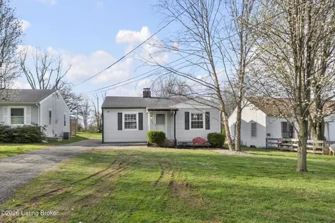 1614 Lakeside Dr, Shelbyville, KY 40065