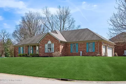 6700 Crispa Ct, Louisville, KY 40228