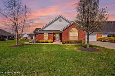 202 Autumn Glen Dr, Mount Washington, KY 40047