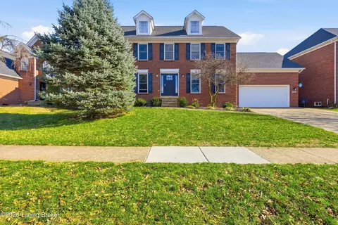 12928 Willow Forest Dr, Louisville, KY 40245