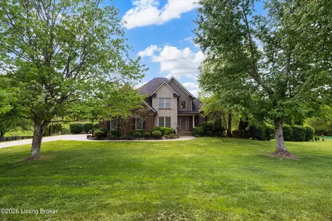 3904 Ballard Woods Dr, Smithfield, KY 40068