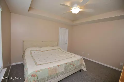 Bedroom - 6227 Elanor Ct, Floyds Knobs, IN 47119 photo 2 of 6
