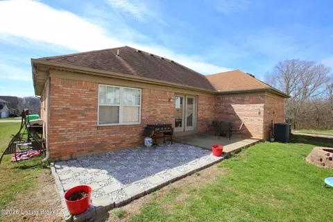 Exterior - 6227 Elanor Ct, Floyds Knobs, IN 47119 photo 6 of 8