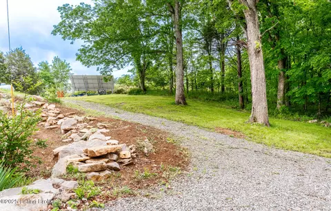 Exterior - 971 Constantine Rd, Cecilia, KY 42724 photo 3 of 8