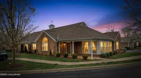 10545 Eagle Pines Ln, Louisville, KY 40223