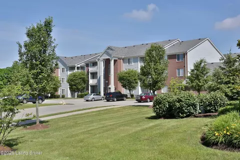 12202 Redspire Dr #301, Louisville, KY 40299