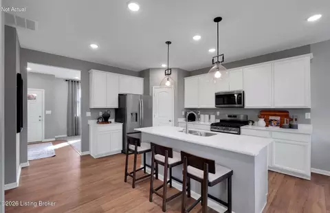 3011 Aiken Back Ln, La Grange, KY 40031