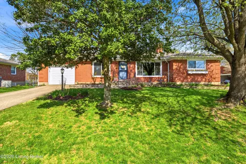 9114 Hurstbourne Ln, Louisville, KY 40220