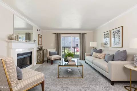 906 Donard Park Ave, Louisville, KY 40218