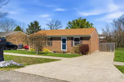 6109 Kirkwood Ct, Louisville, KY 40229