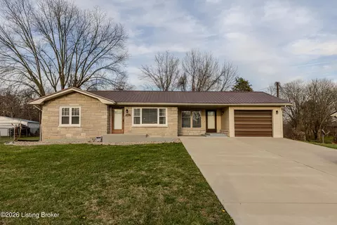 284 N Logsdon Pkwy, Radcliff, KY 40160