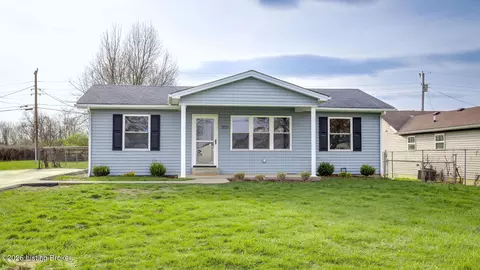 355 Ardmore Ln, Shelbyville, KY 40065