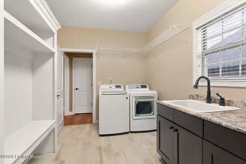 Other - 2024 Vincennes Pl, Floyds Knobs, IN 47119 photo 3 of 9